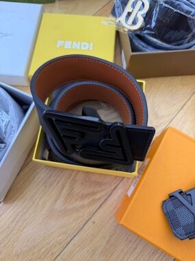 Fendi Black Leather FF Logo Buckle Reversible Belt with Brown Interior